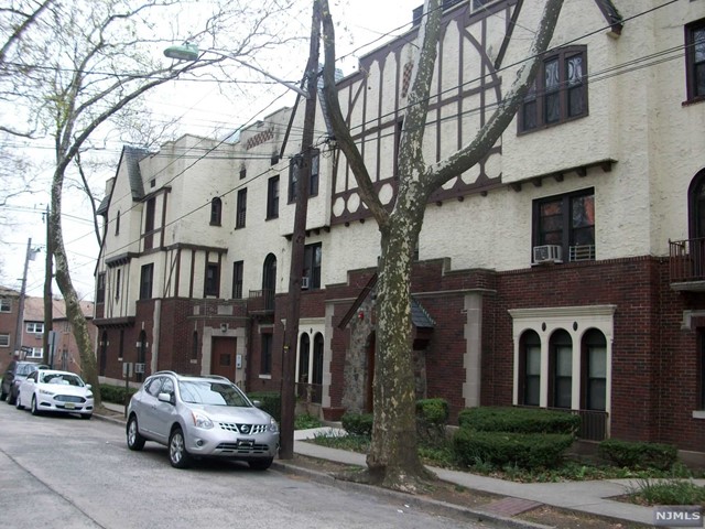 270 Orchard Terrace 14