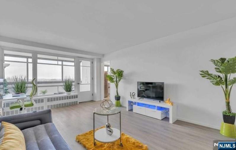 90 Prospect Avenue 10C