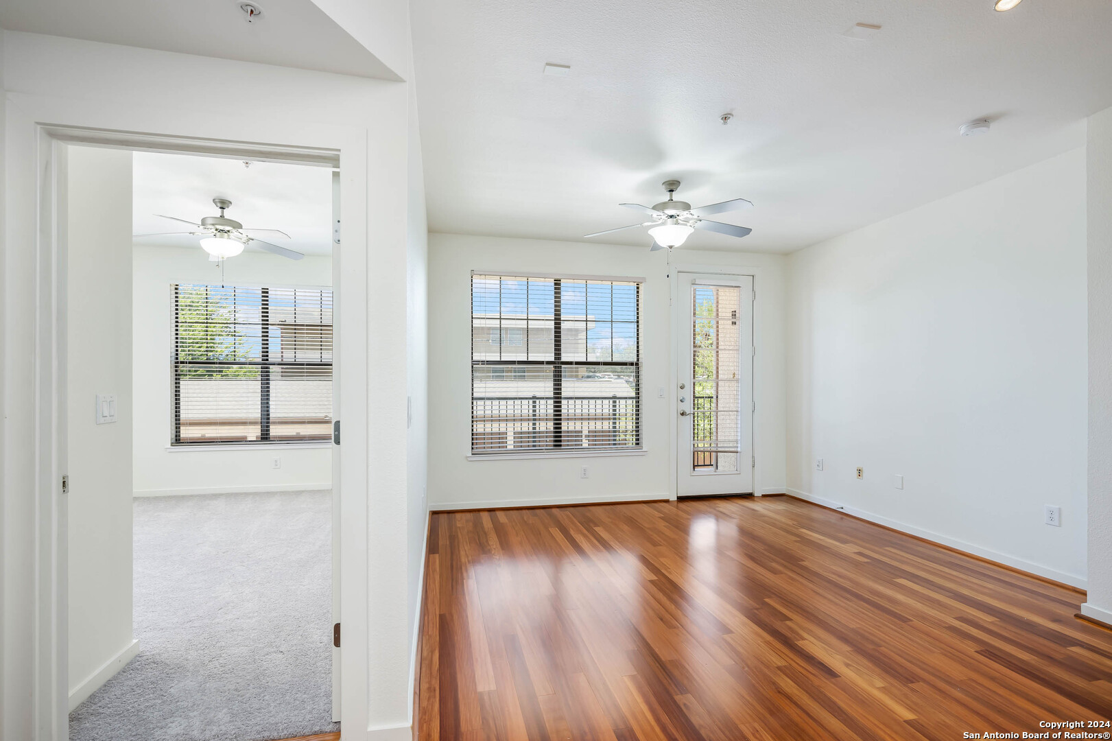 7342 oak manor 7205
