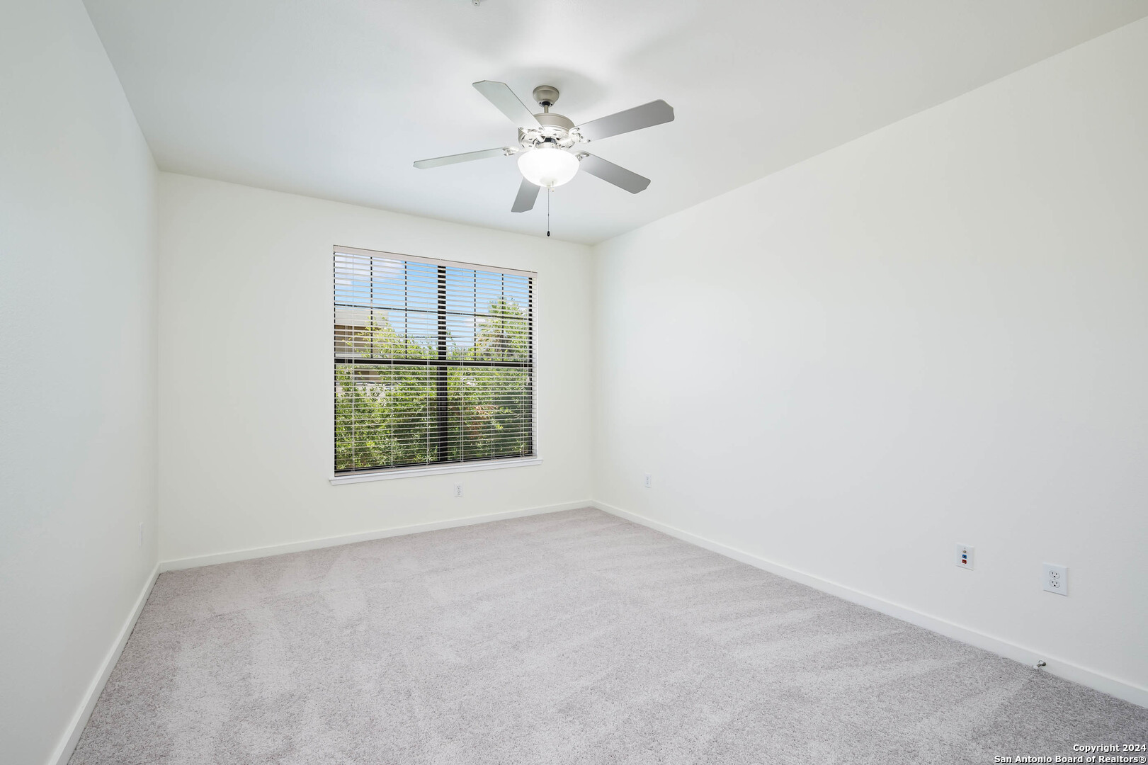 7342 oak manor 7205