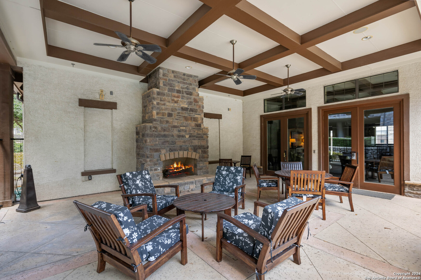 7342 oak manor 7205