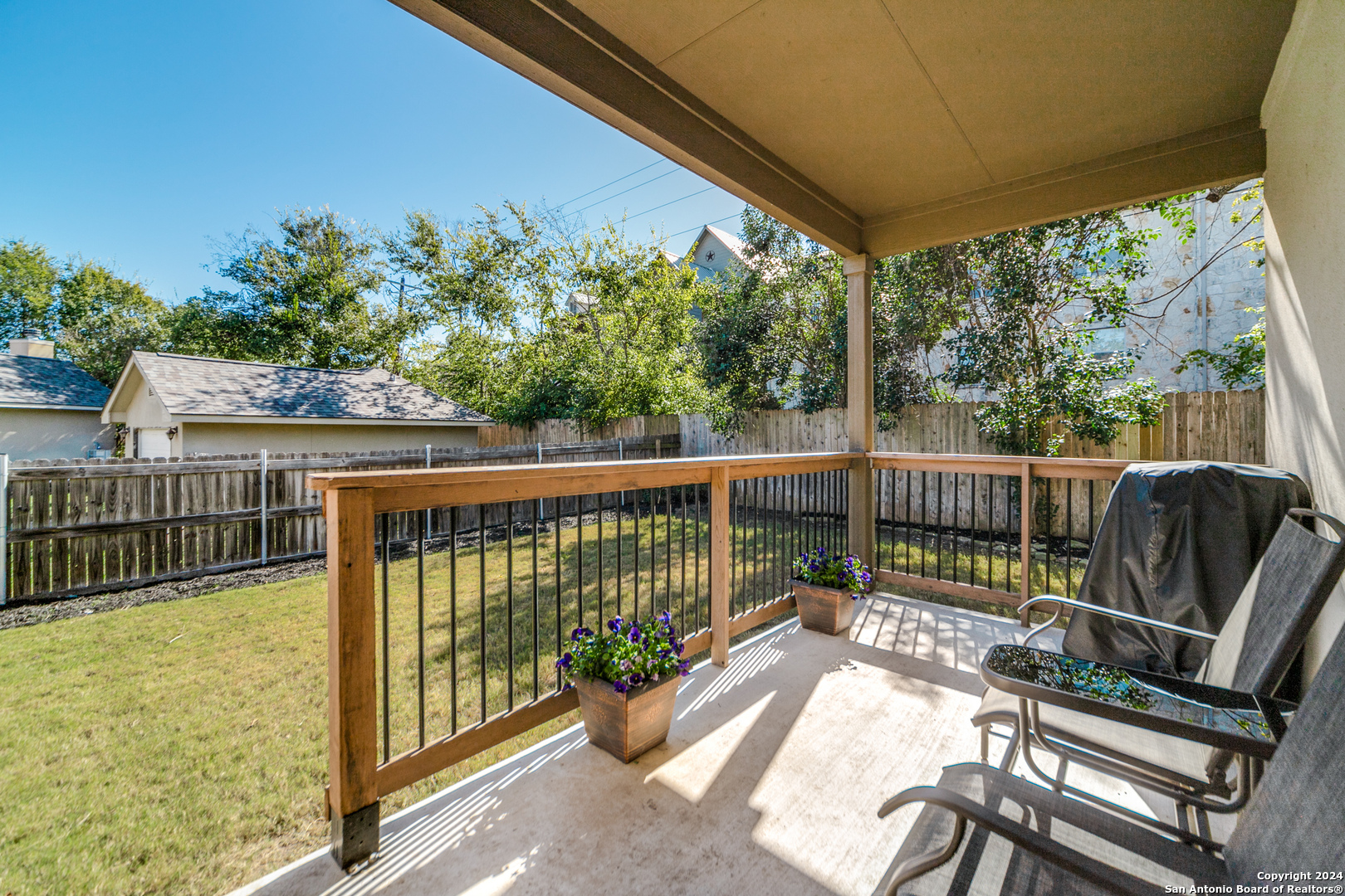316 ENGLISH OAKS CIR