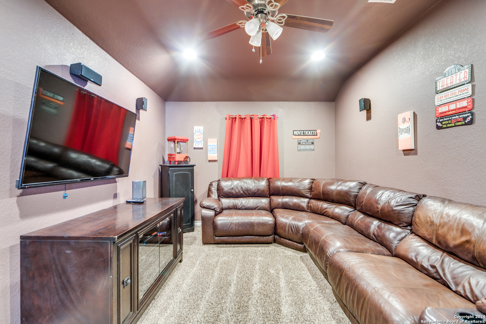 316 ENGLISH OAKS CIR