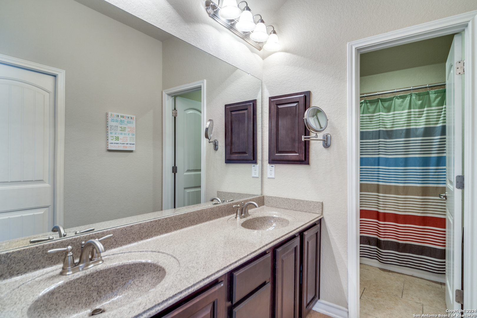 316 ENGLISH OAKS CIR
