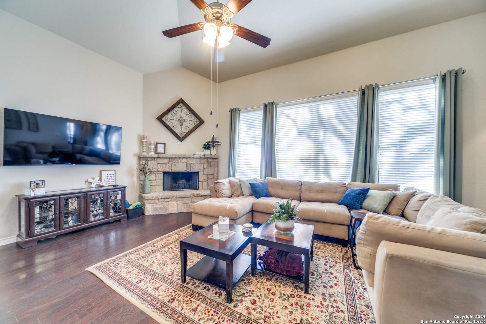 316 ENGLISH OAKS CIR