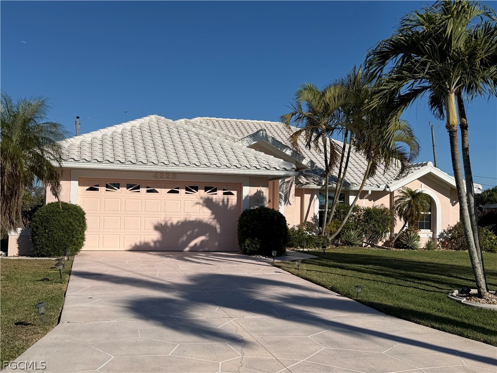 4223 SE 1st PL