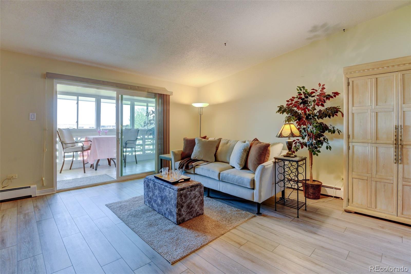 9180 E Center Avenue Unit: 9D