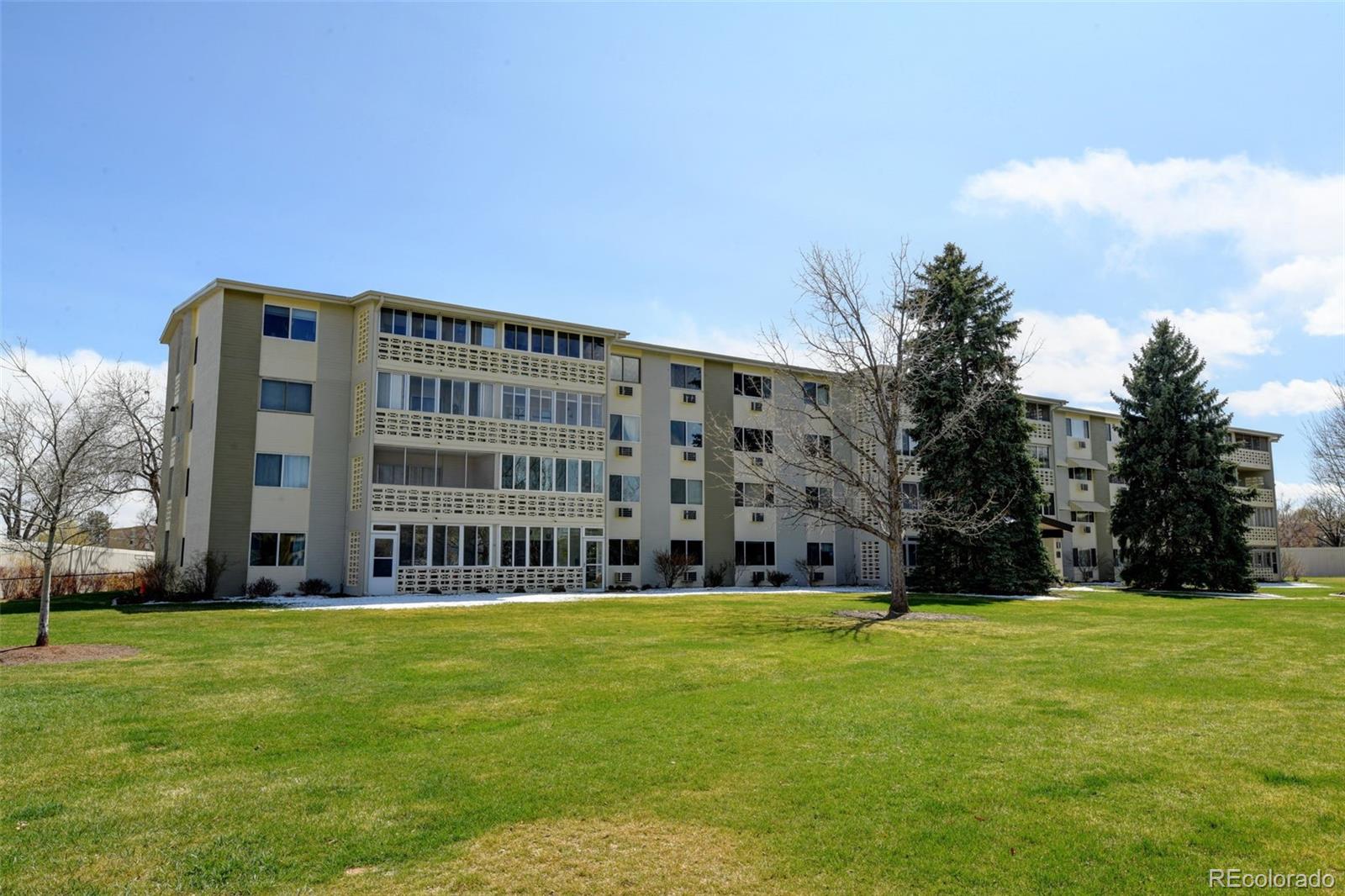 9180 E Center Avenue Unit: 9D