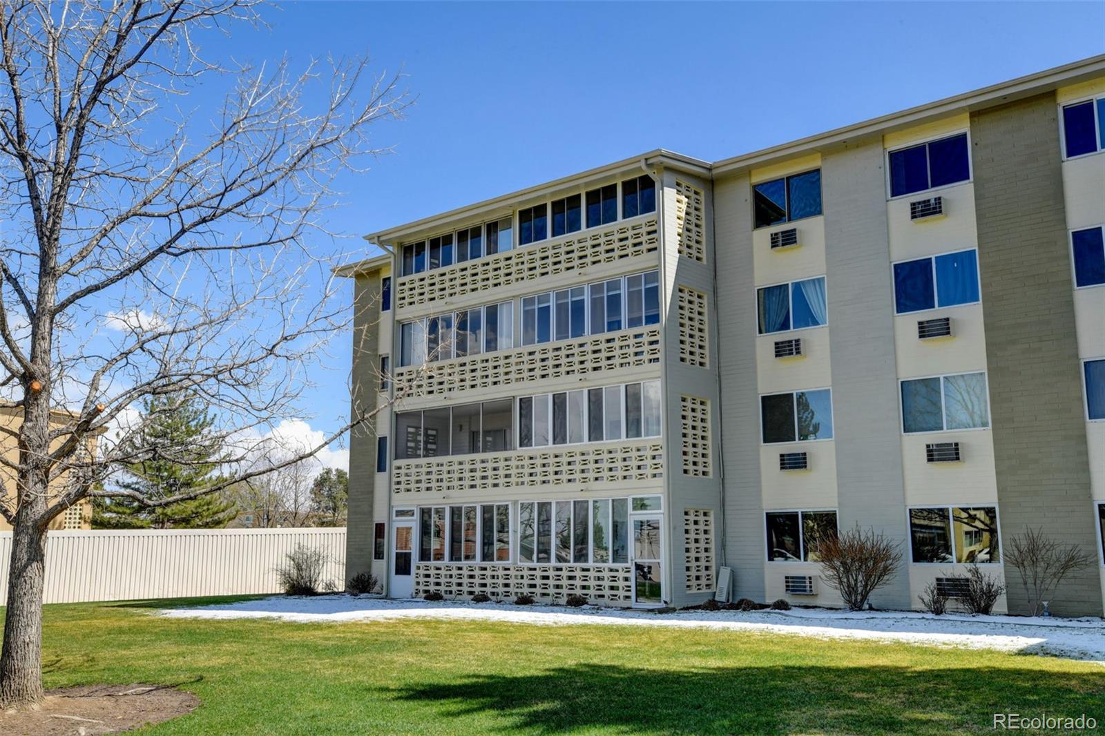 9180 E Center Avenue Unit: 9D