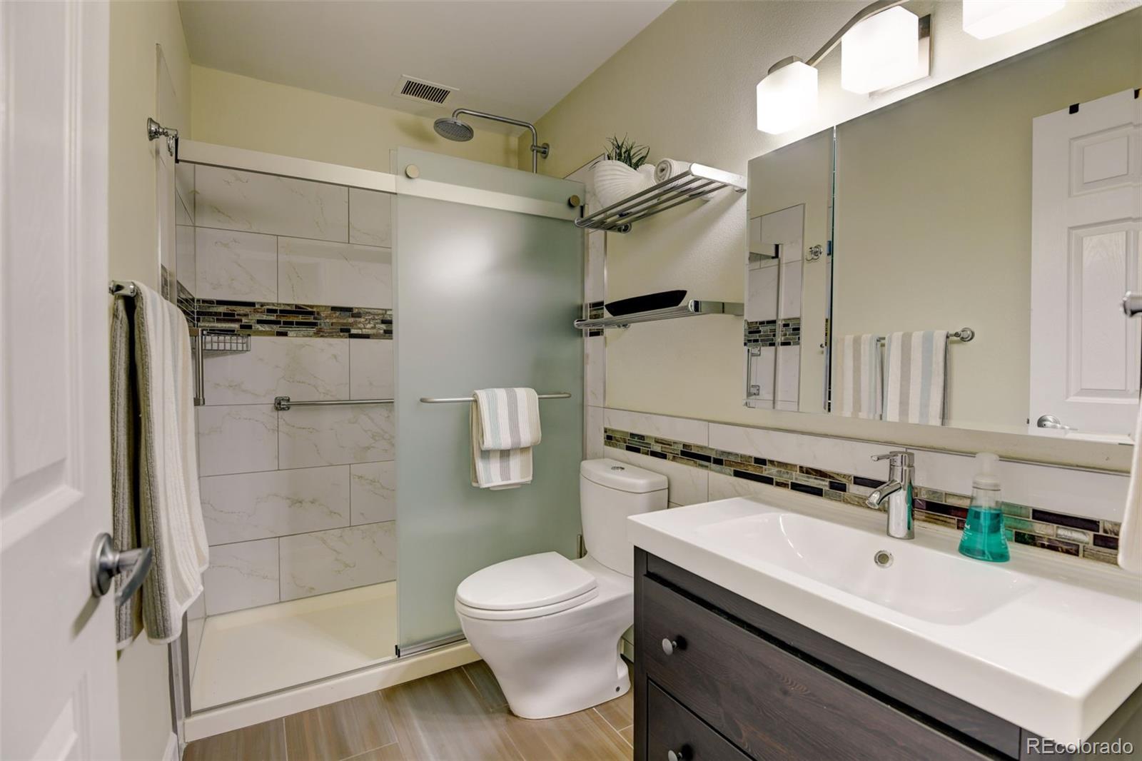 9180 E Center Avenue Unit: 9D