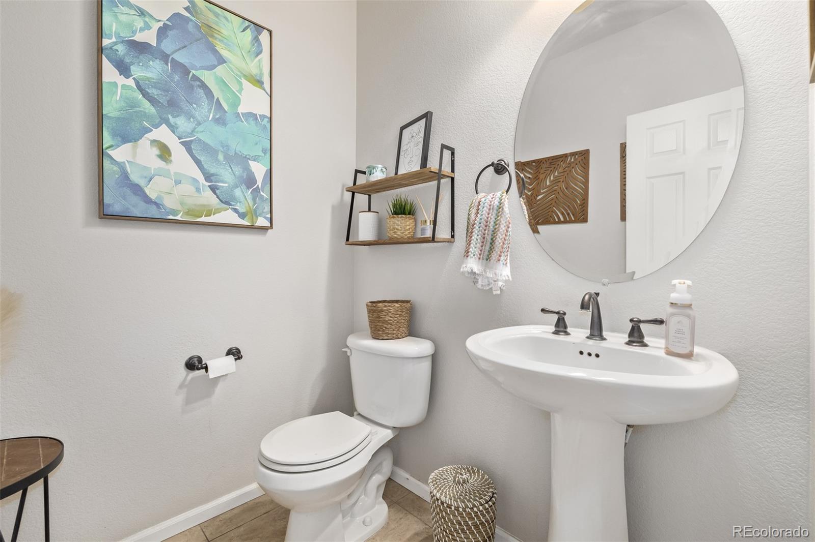 24996 E Calhoun Place Unit: B
