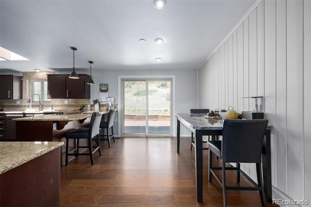 5 Austin Lane