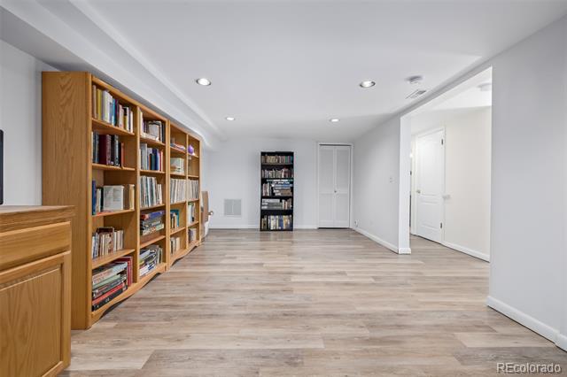 5 Austin Lane