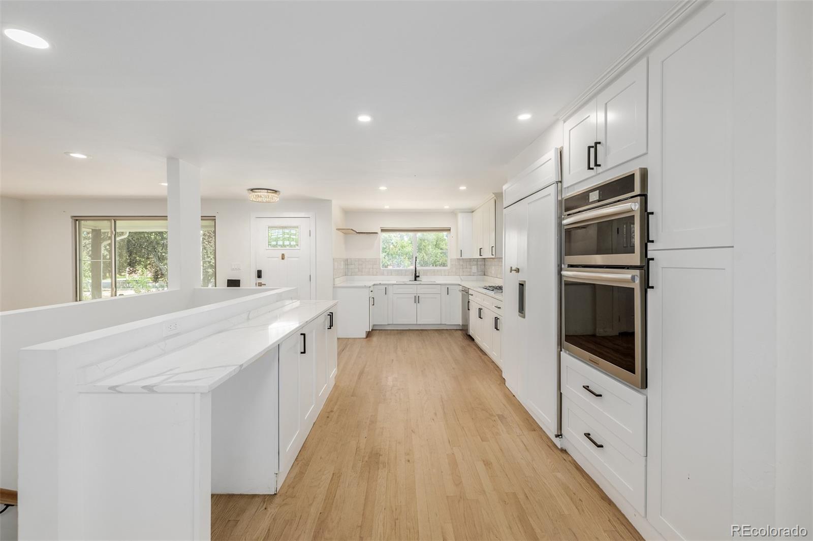 2865 S University Boulevard