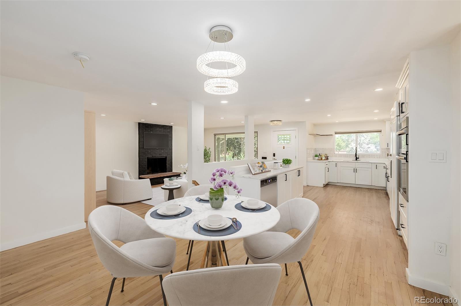 2865 S University Boulevard