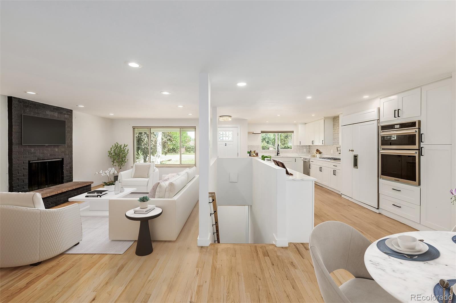 2865 S University Boulevard