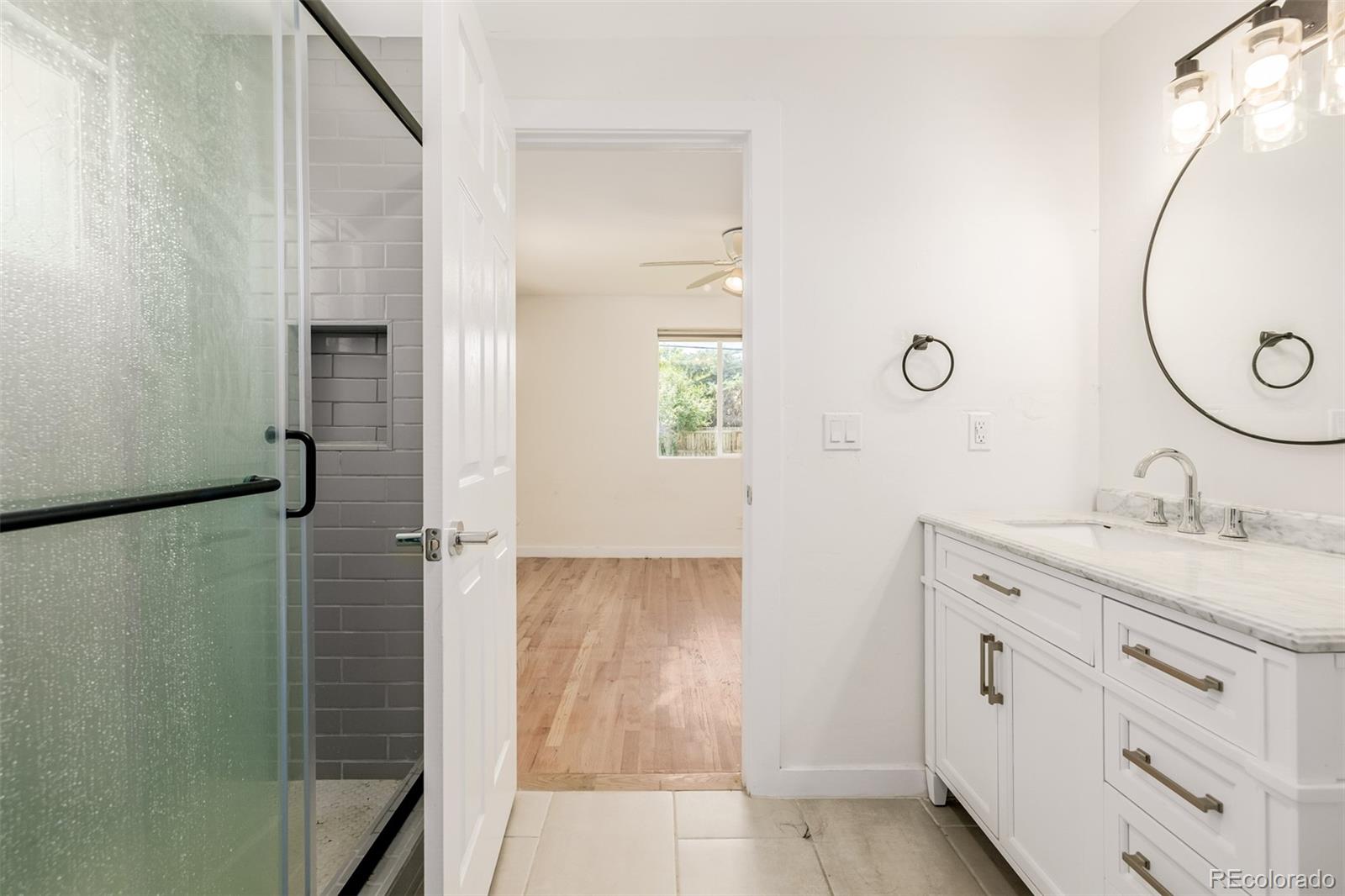 2865 S University Boulevard