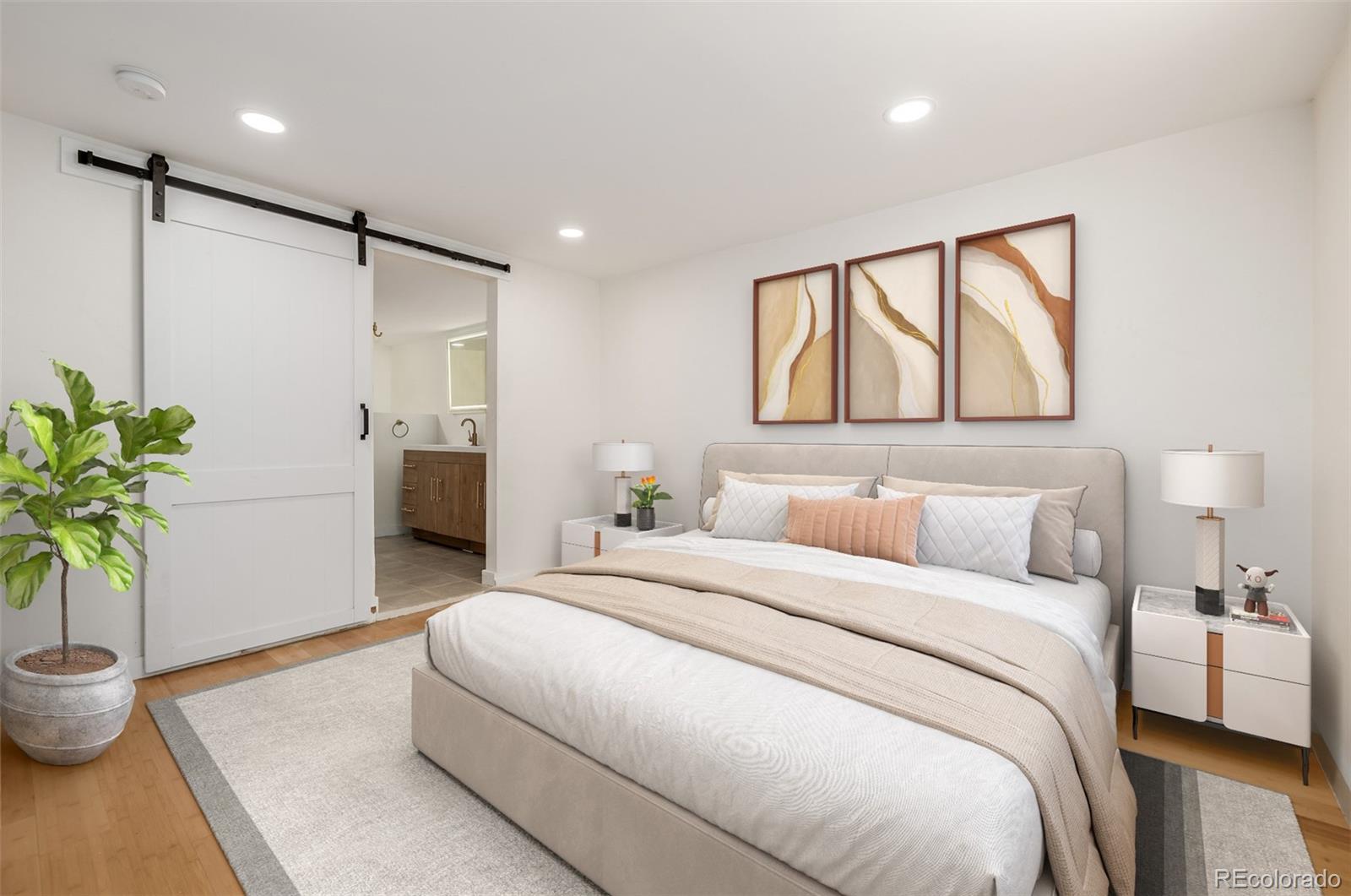 2865 S University Boulevard