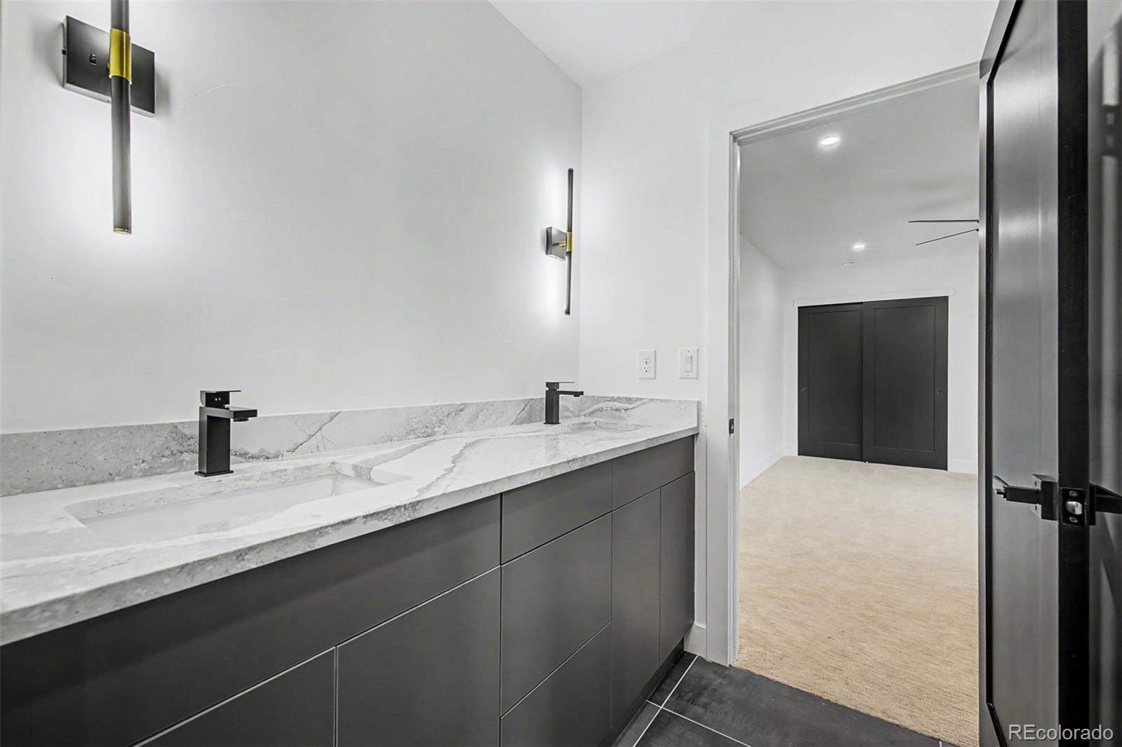 2710 S Gilpin Street