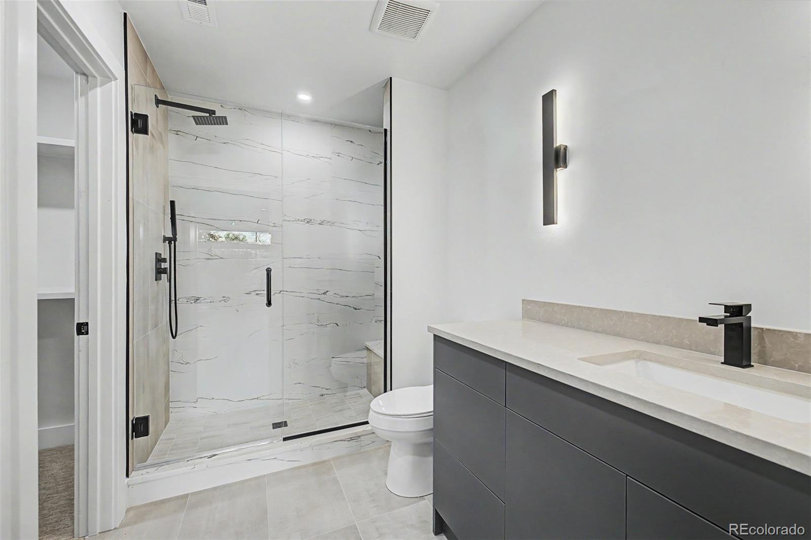 2710 S Gilpin Street