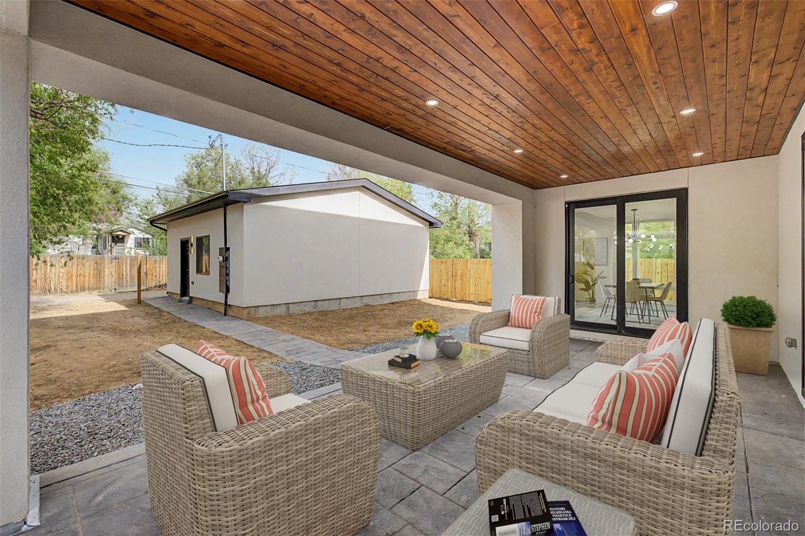 2710 S Gilpin Street