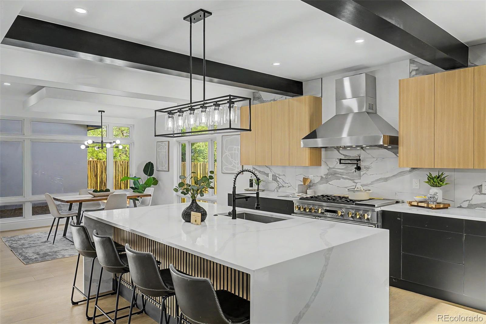 2710 S Gilpin Street