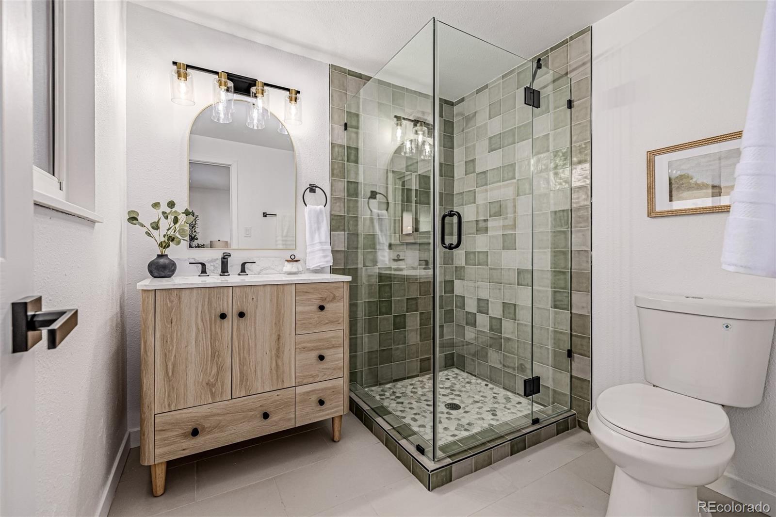 3831 W Rutgers Place