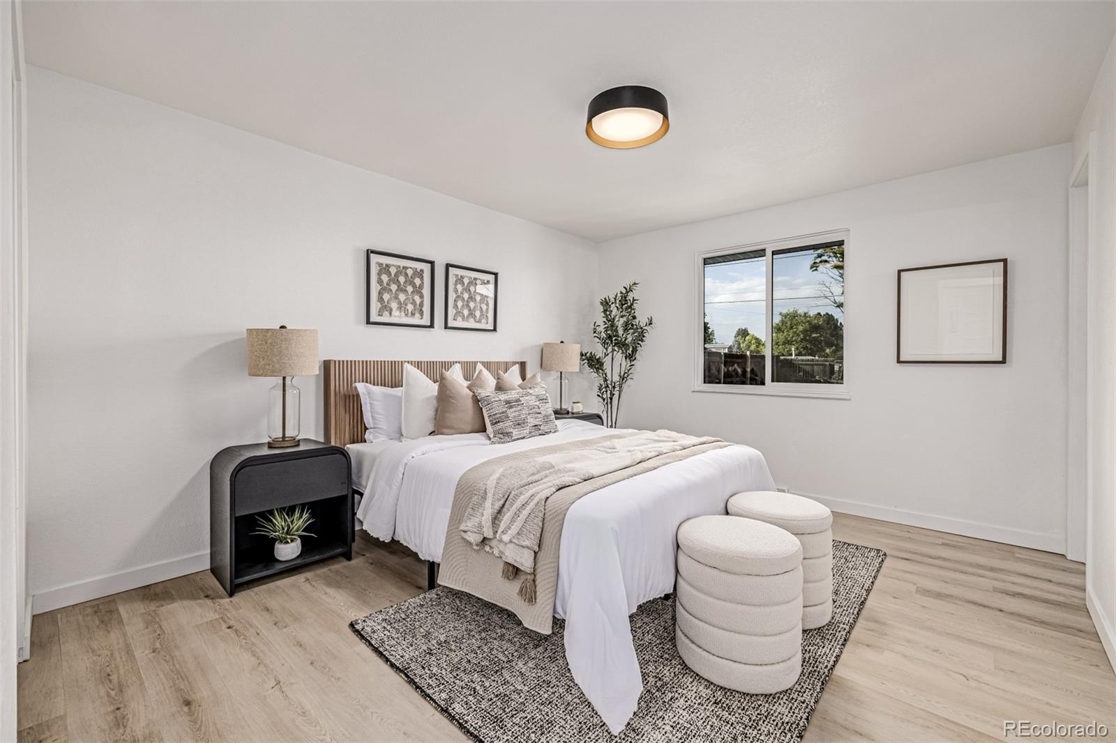 3831 W Rutgers Place