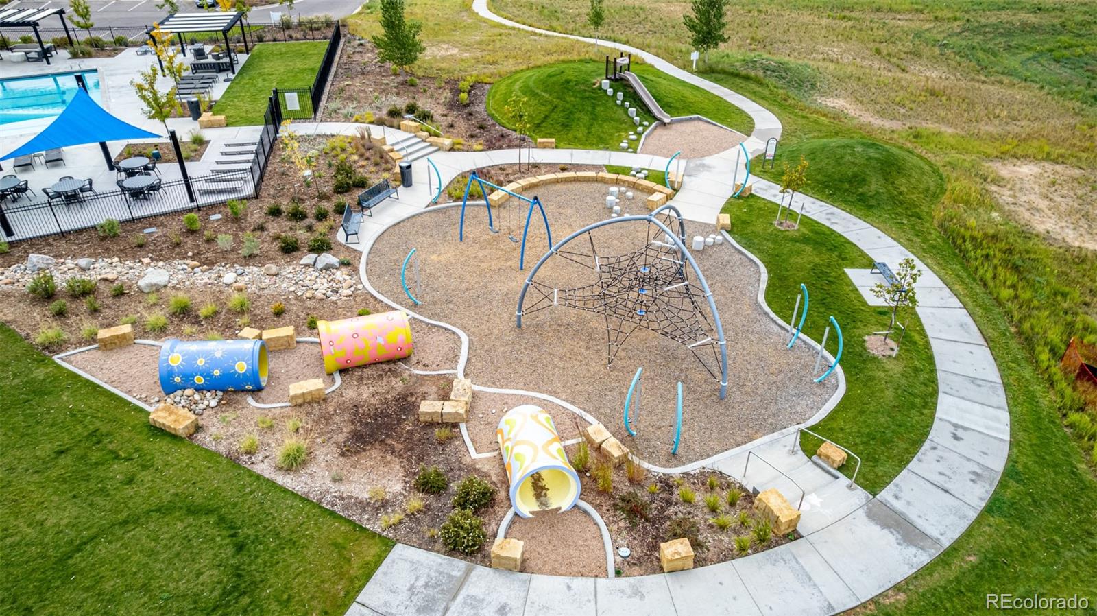 11238 Golden Hour Avenue