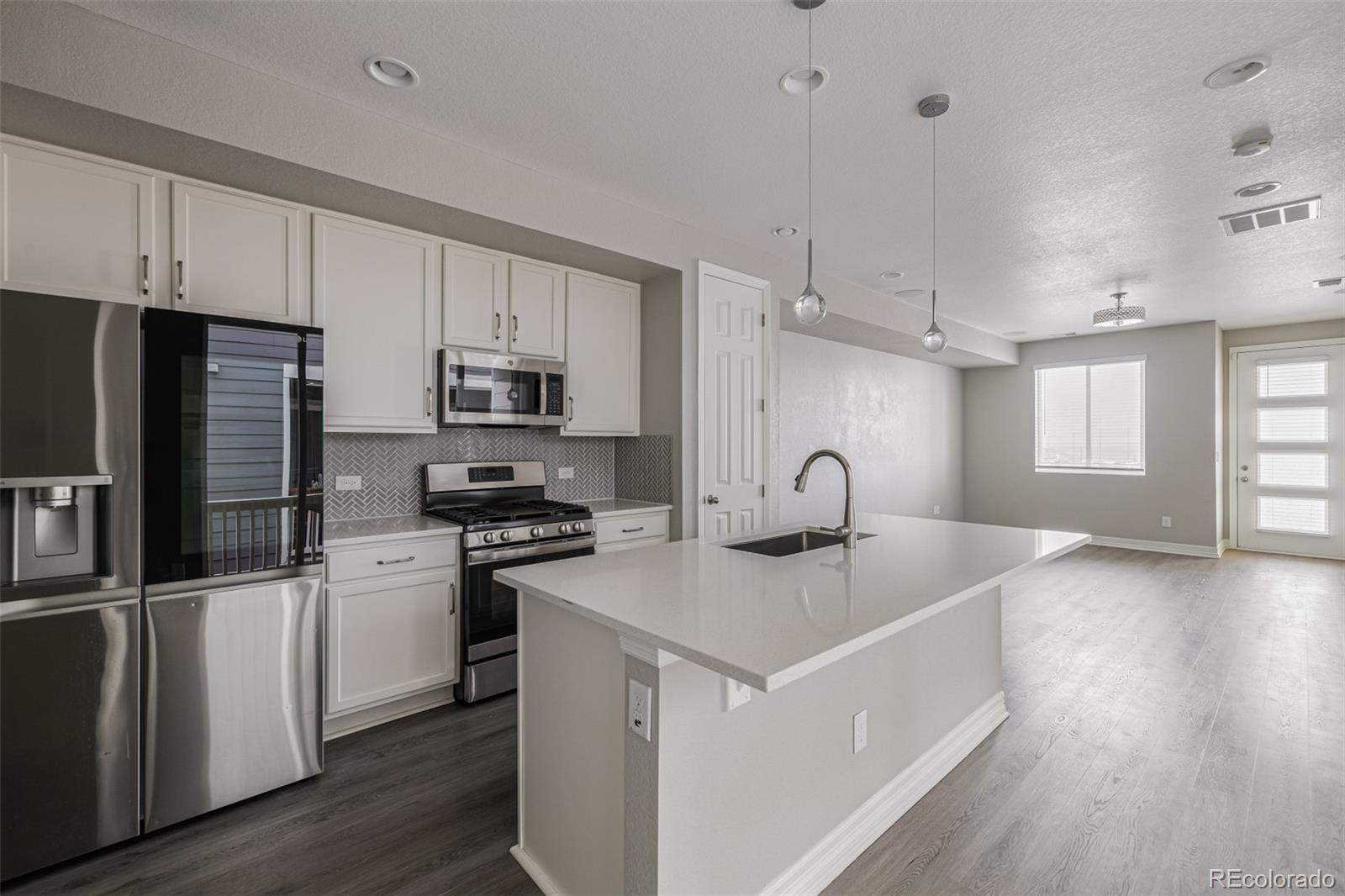 9612 Reunion Parkway