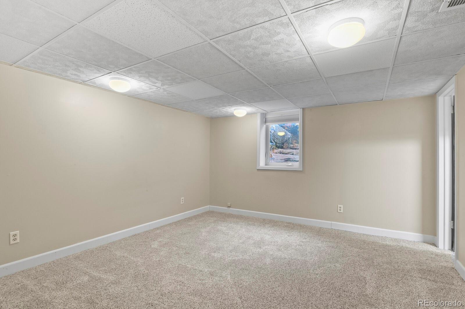 7552 Lee Drive