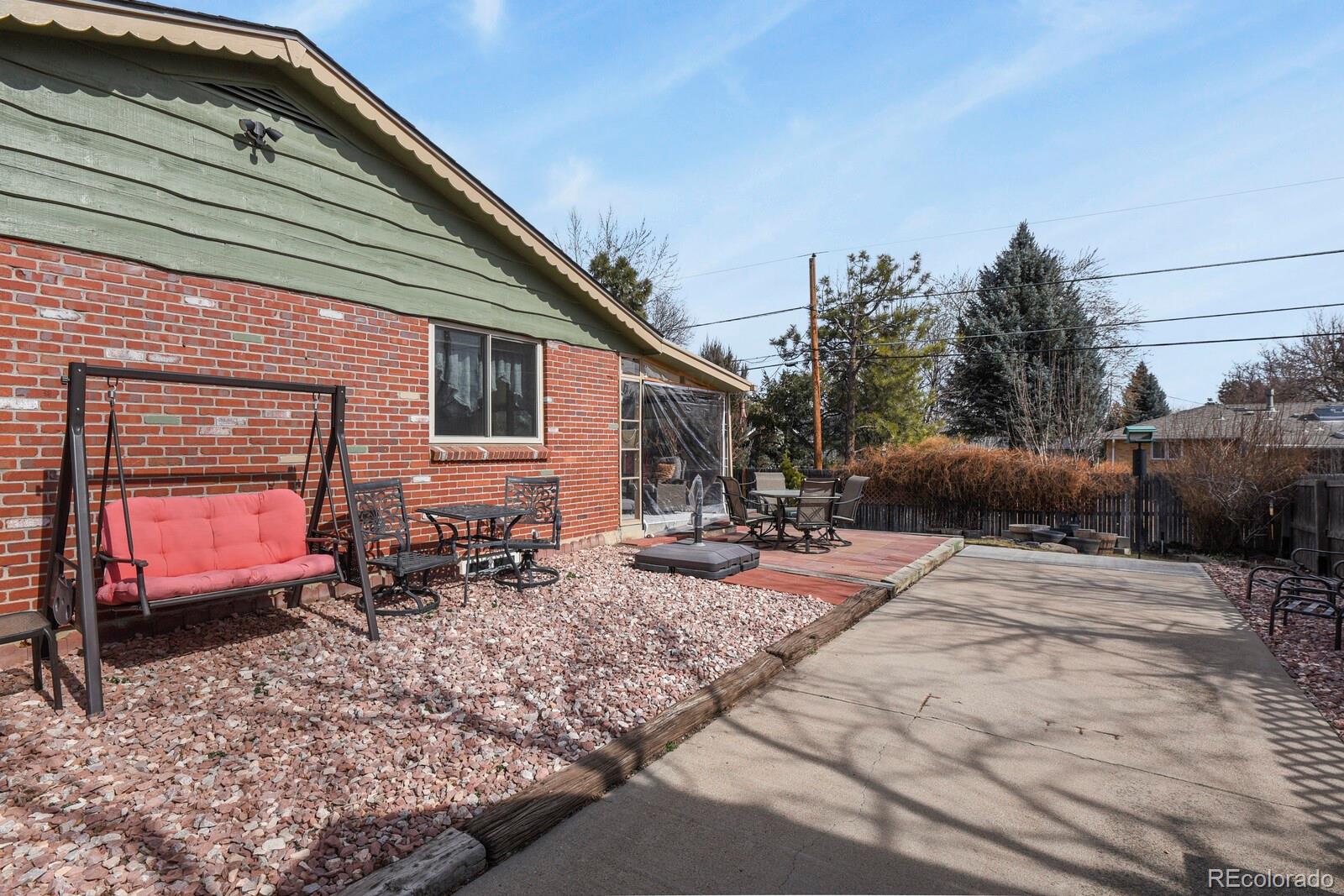 7552 Lee Drive