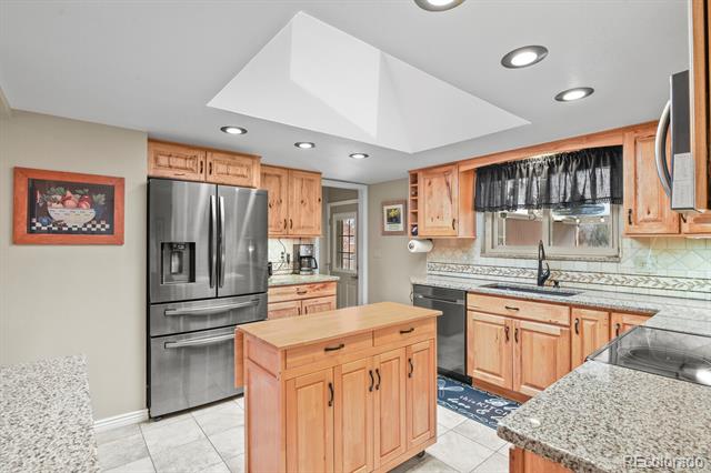 7552 Lee Drive