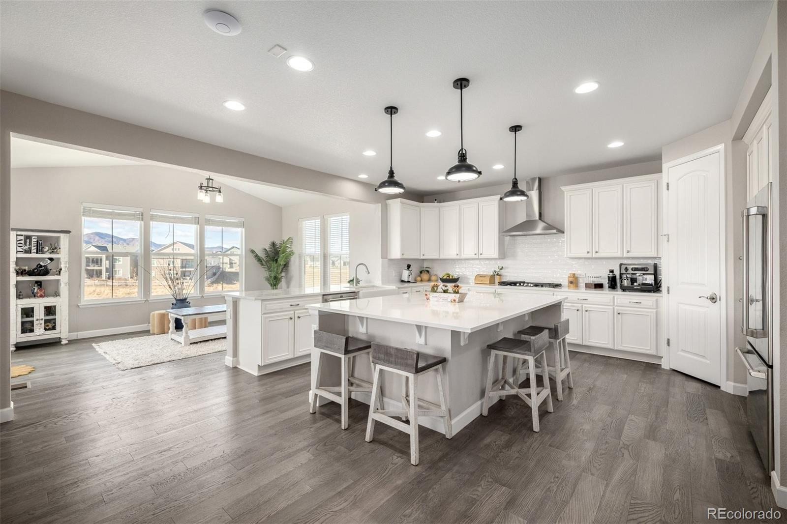 9021 Swan River-R Street