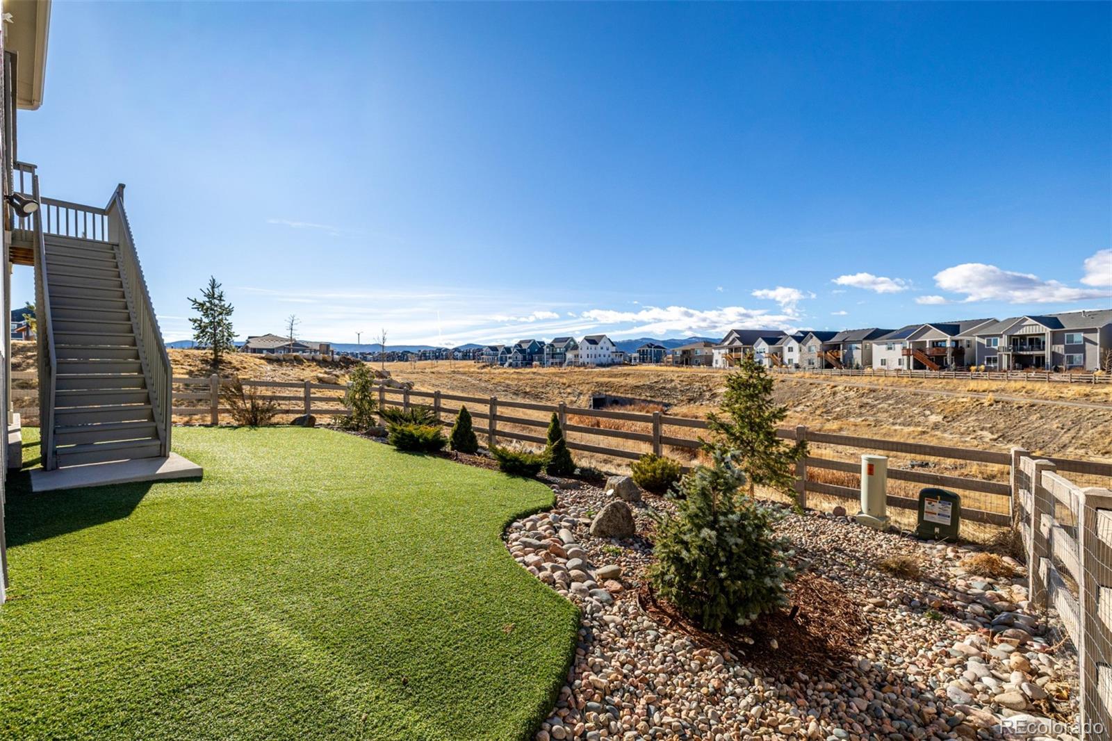 9021 Swan River-R Street