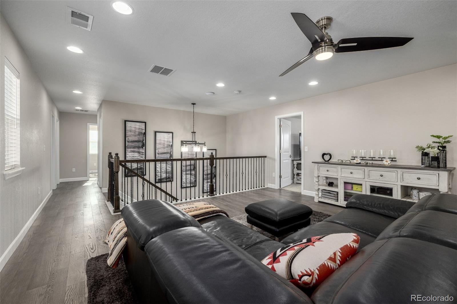 9021 Swan River-R Street