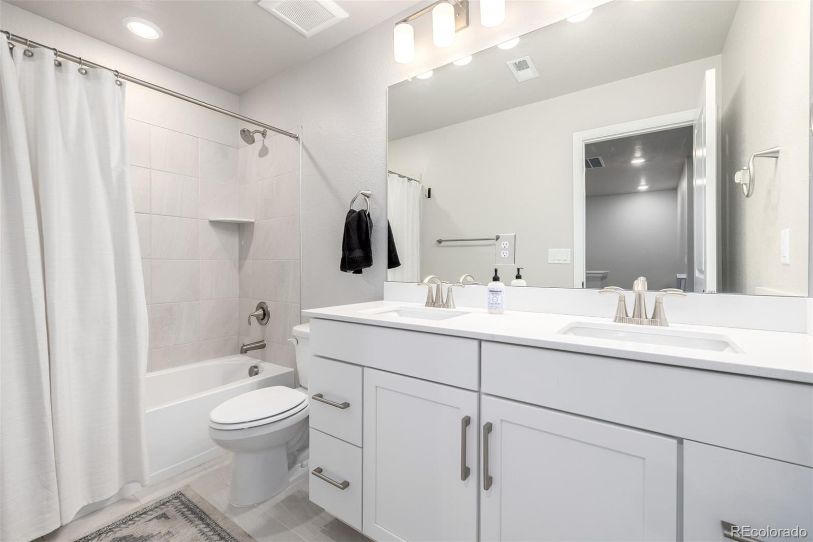 8145 Monte Vista Circle