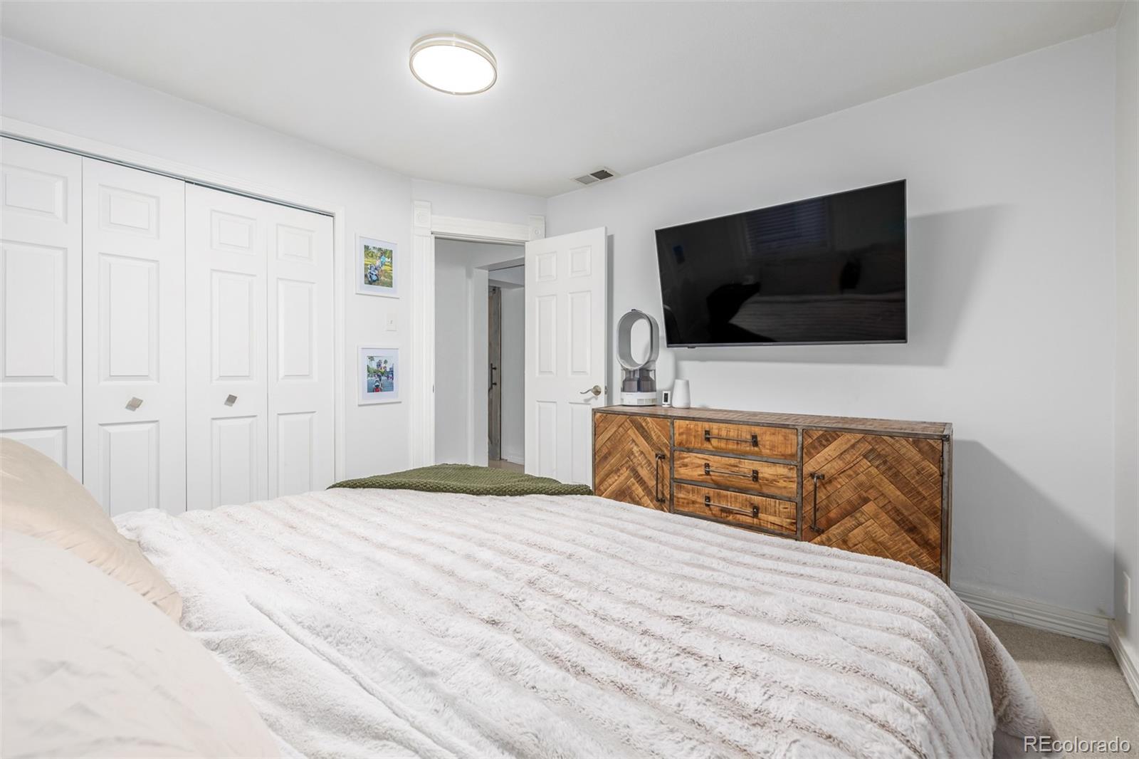 3635 Navajo Street
