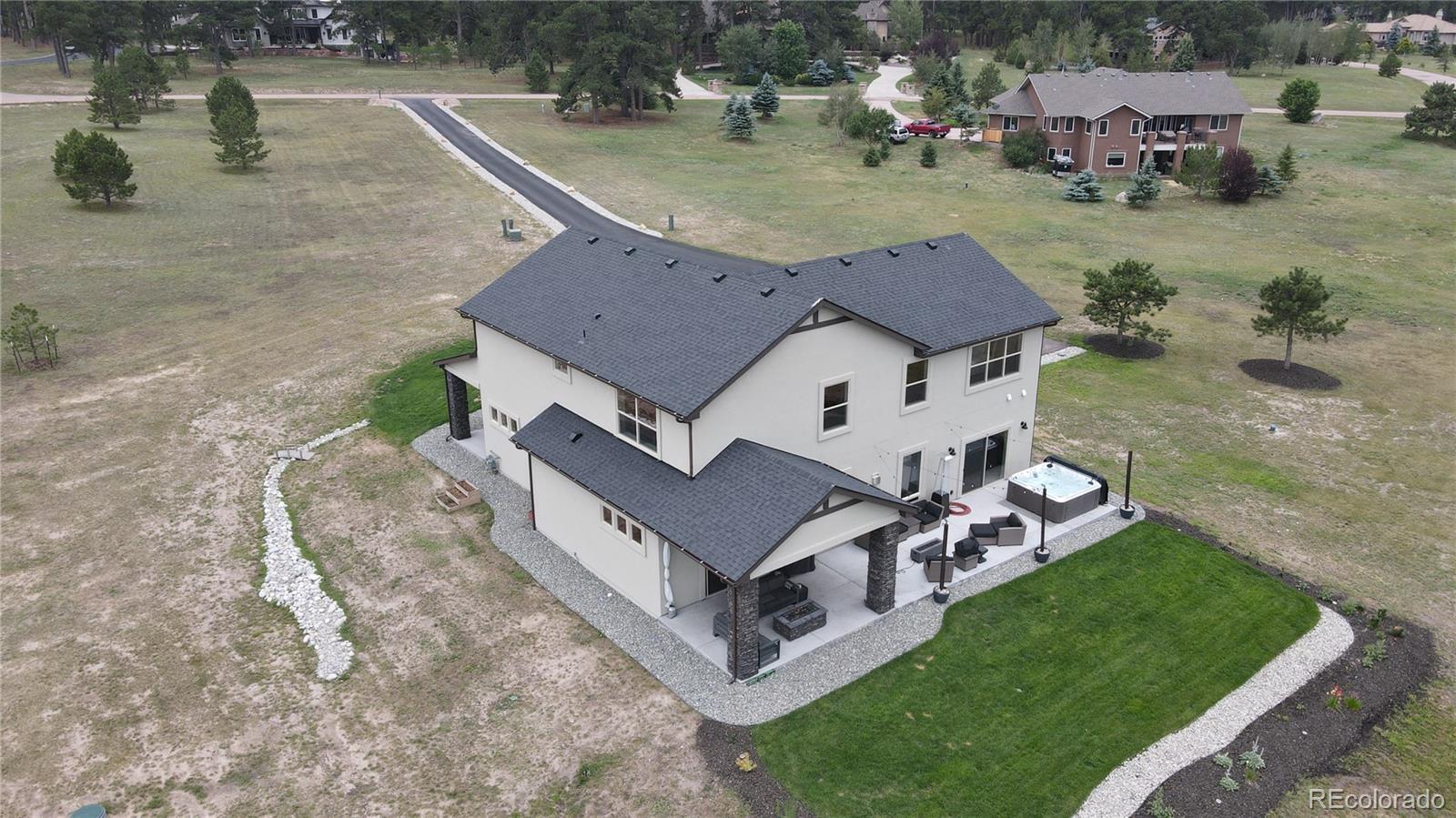 960 E Trumpeters Court