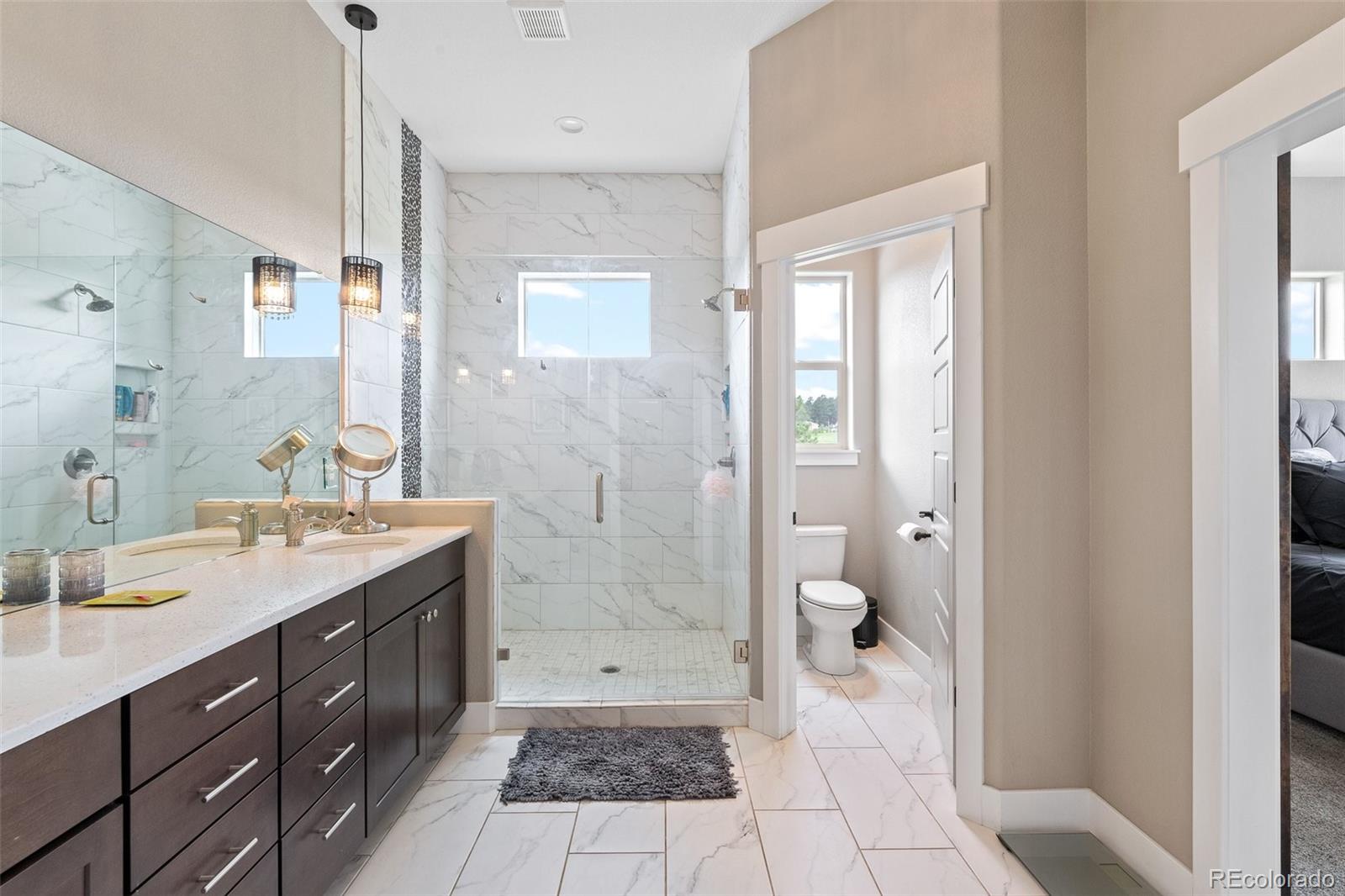 960 E Trumpeters Court