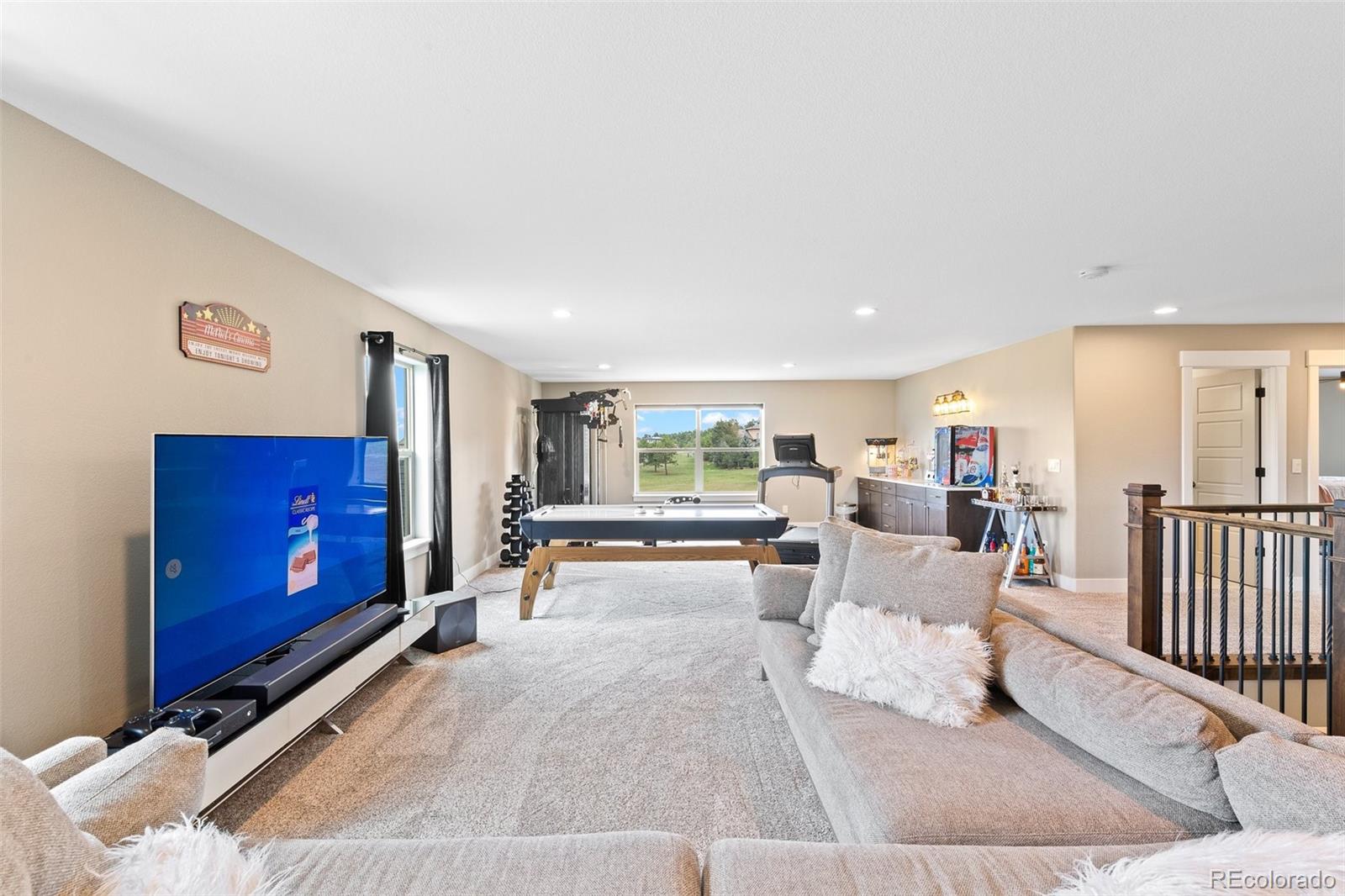 960 E Trumpeters Court