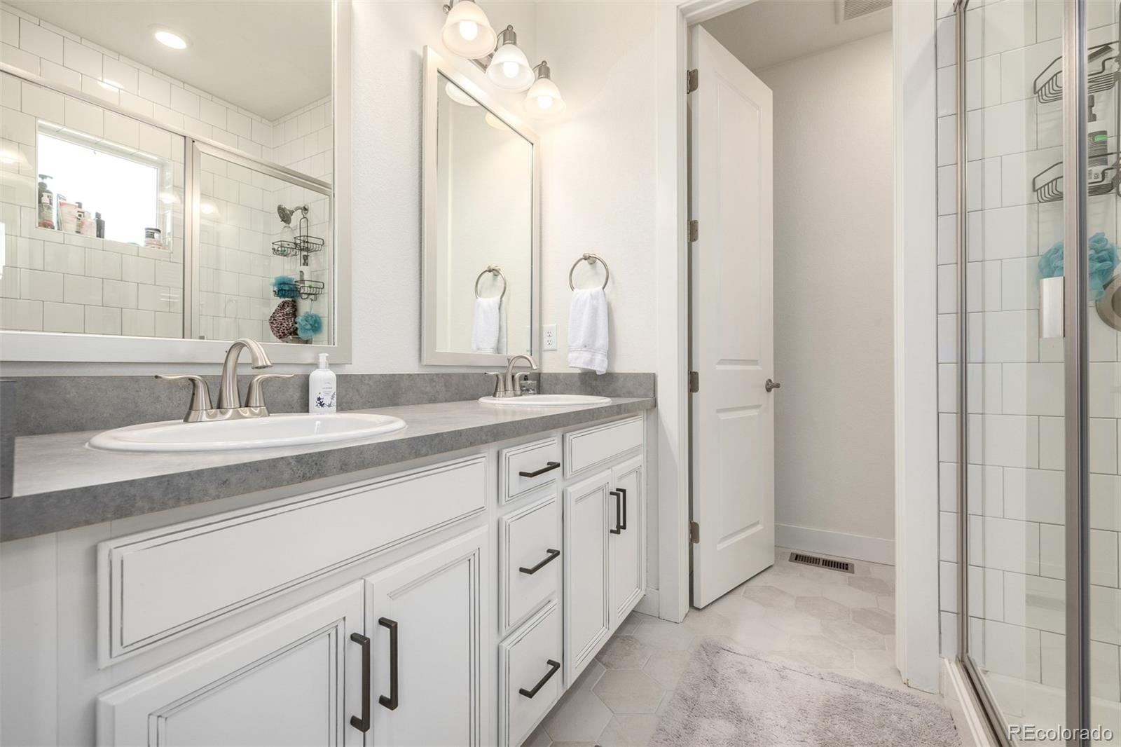 8863 Fraser River Loop