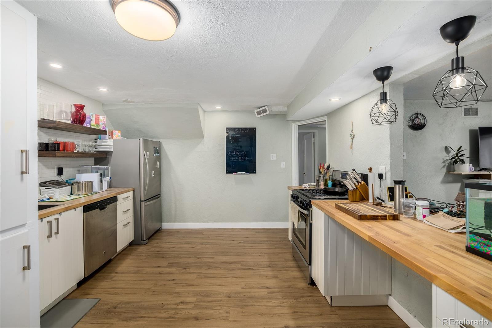 2808 W Bayaud Avenue