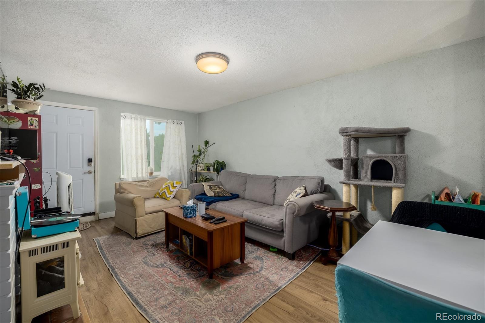 2808 W Bayaud Avenue