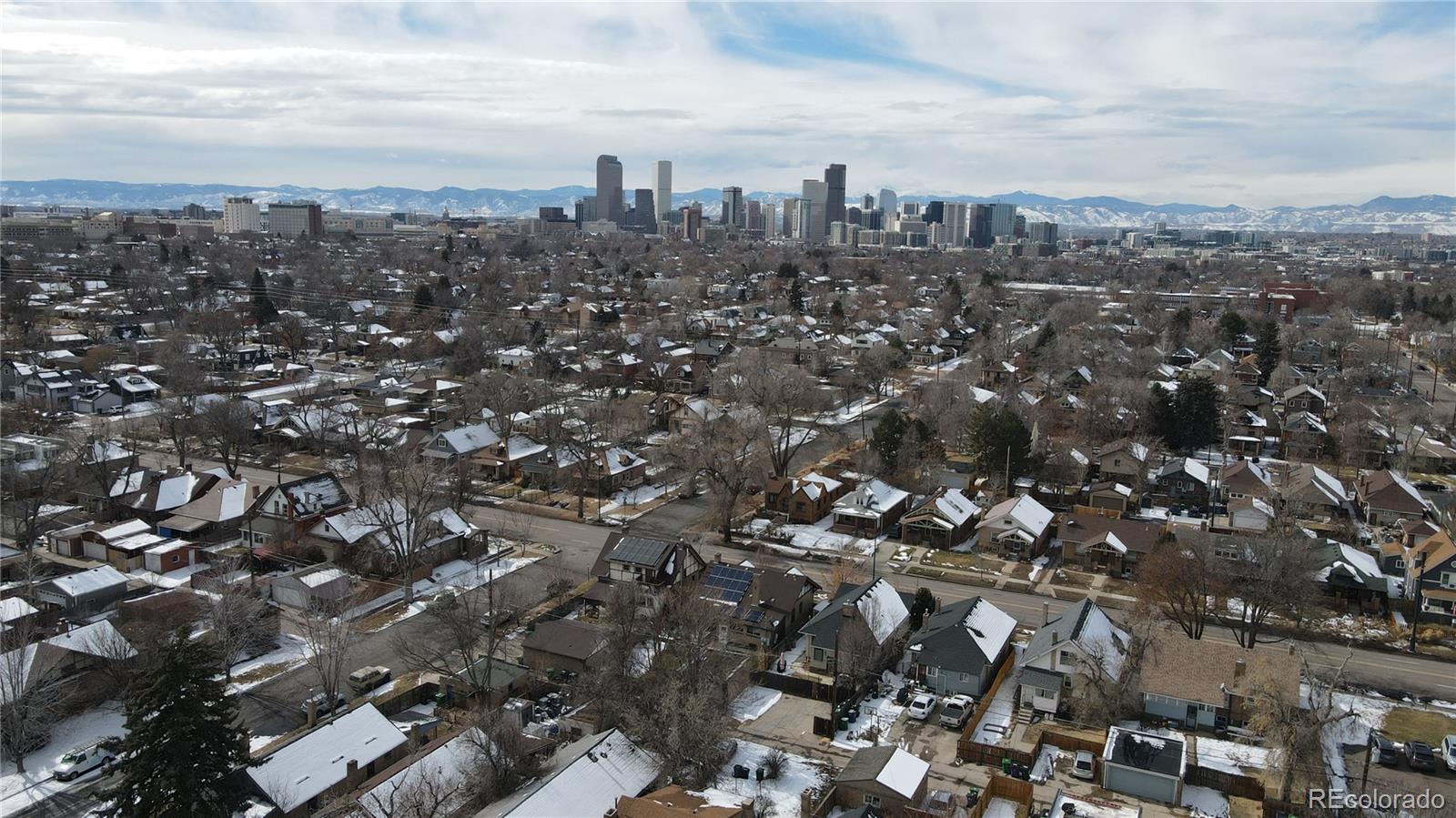 2728 N Josephine Street