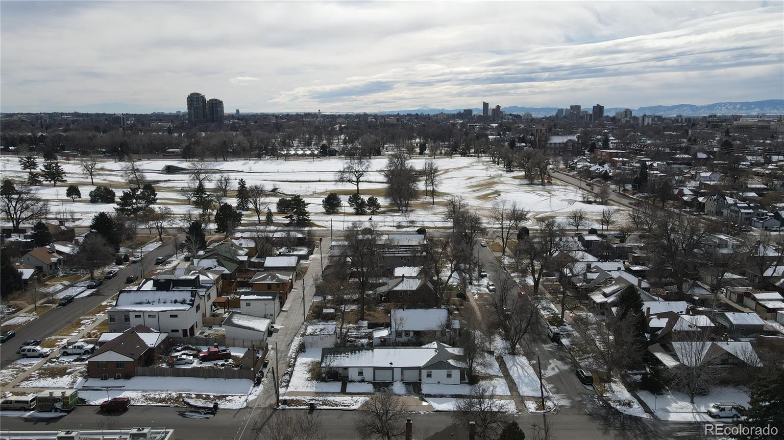 2728 N Josephine Street