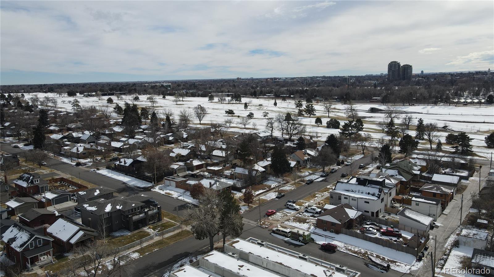 2728 N Josephine Street