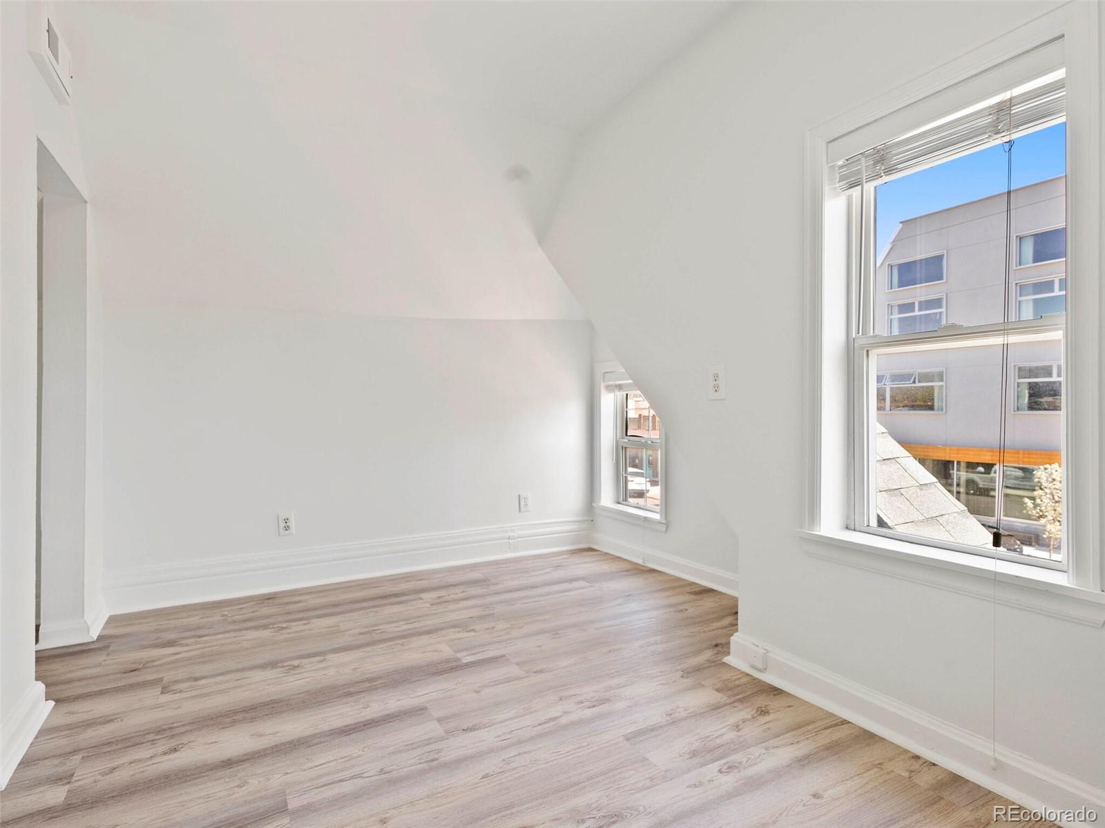 3635 Navajo Street