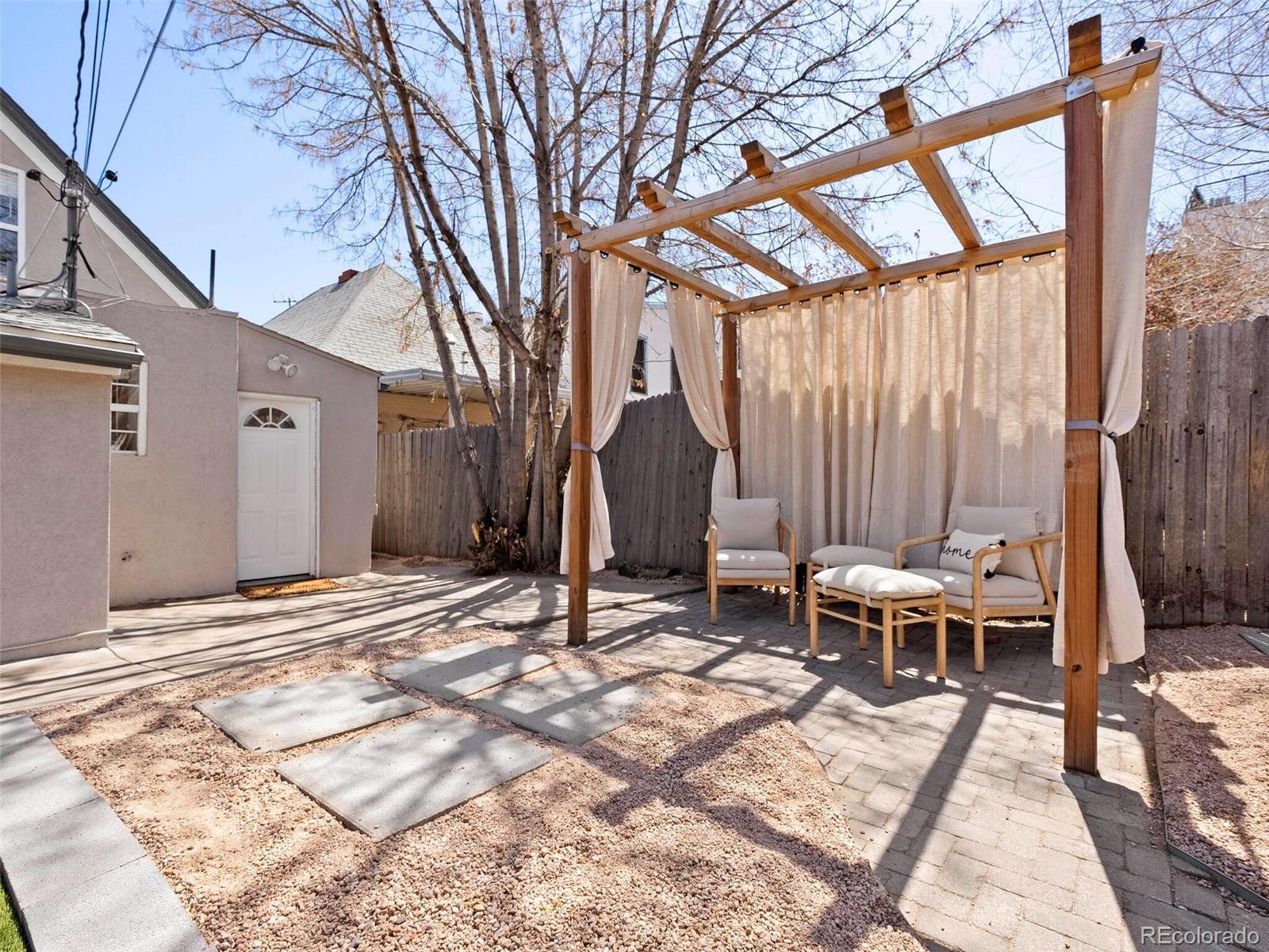 3635 Navajo Street