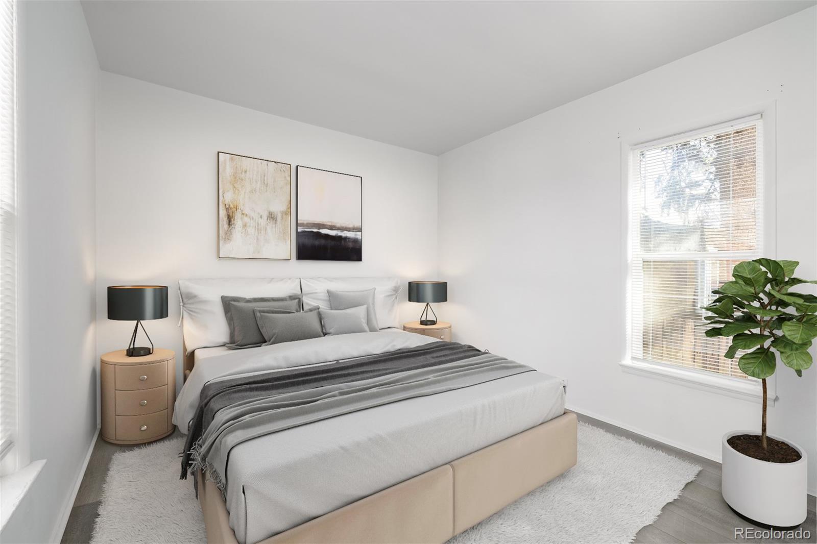 172 W Maple Avenue